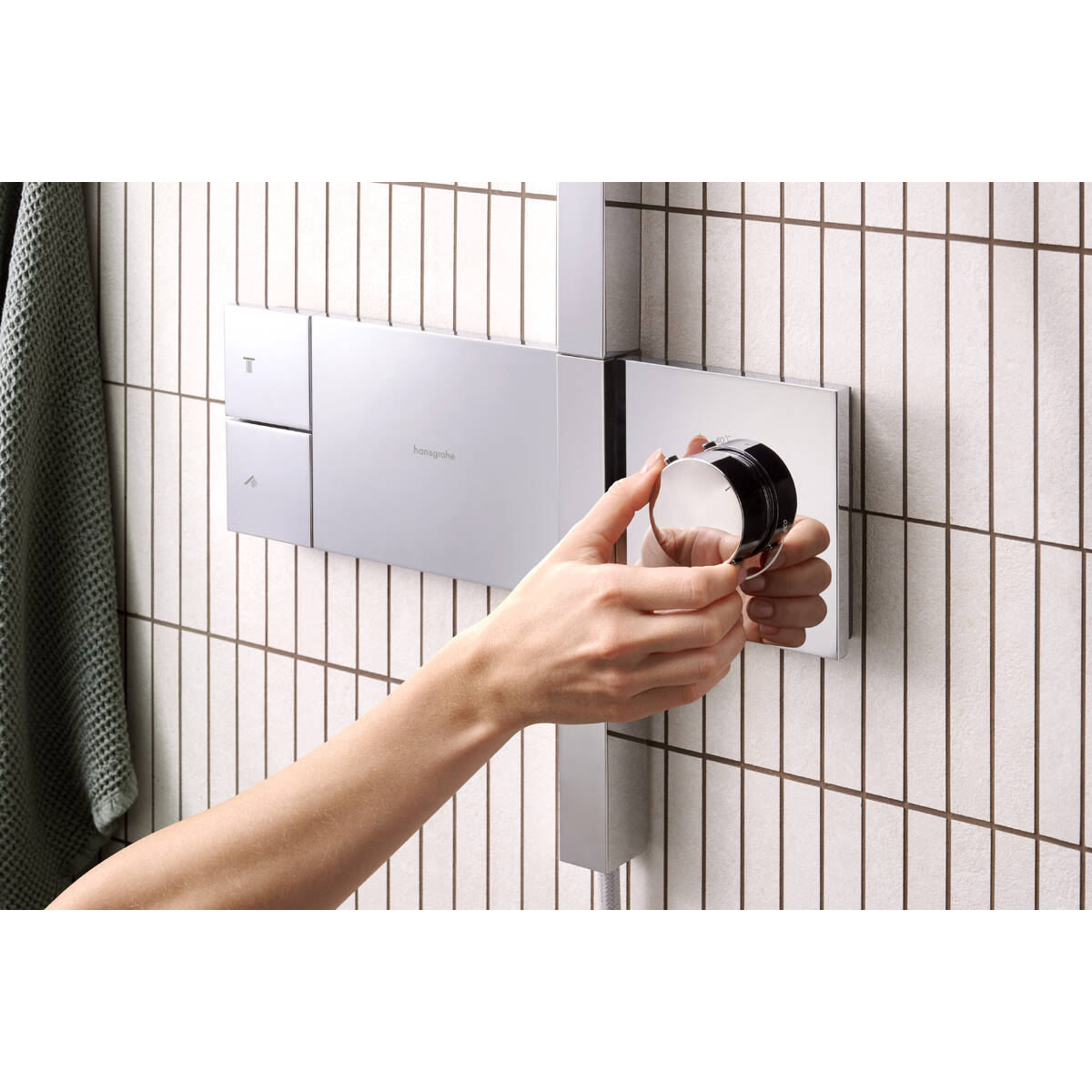 RAINDANCE ALIVE S душова система Showerpipe 300, 1jet, з термостатом, хром