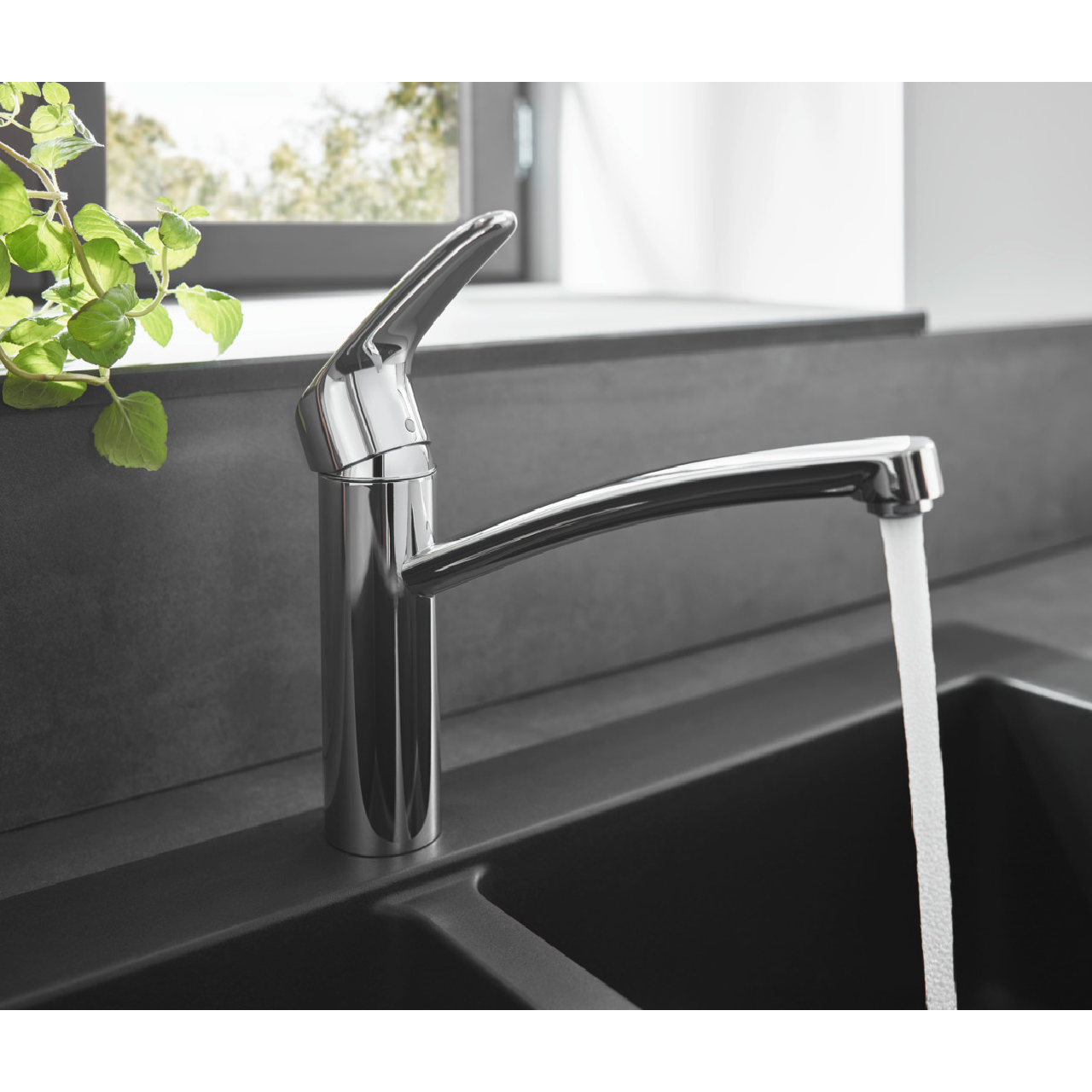 Focus  - змішувач для кухні 160, одноважiльний, з накидною гайкою HANSGROHE 31806000