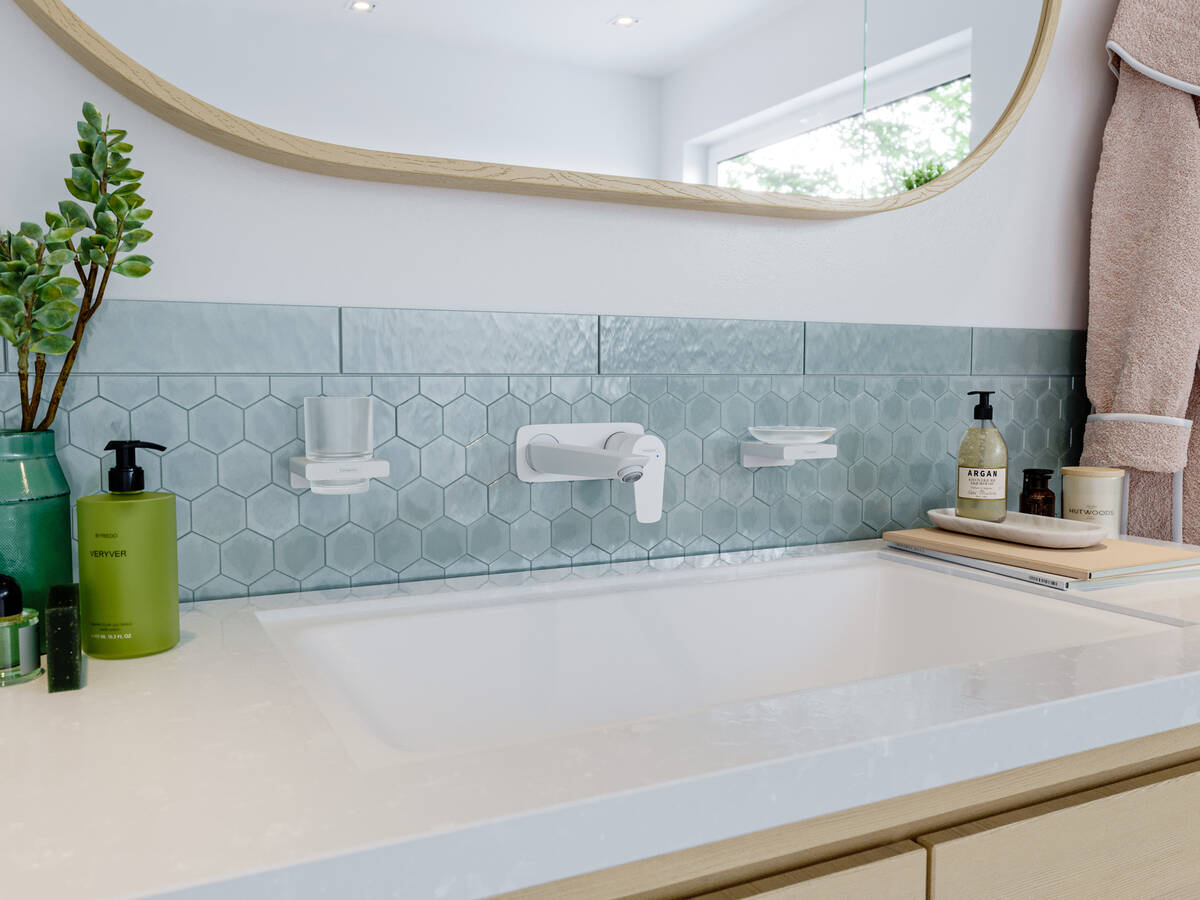 Склянка для ванної кімнати HANSGROHE ADDSTORIS 41749700, білий
