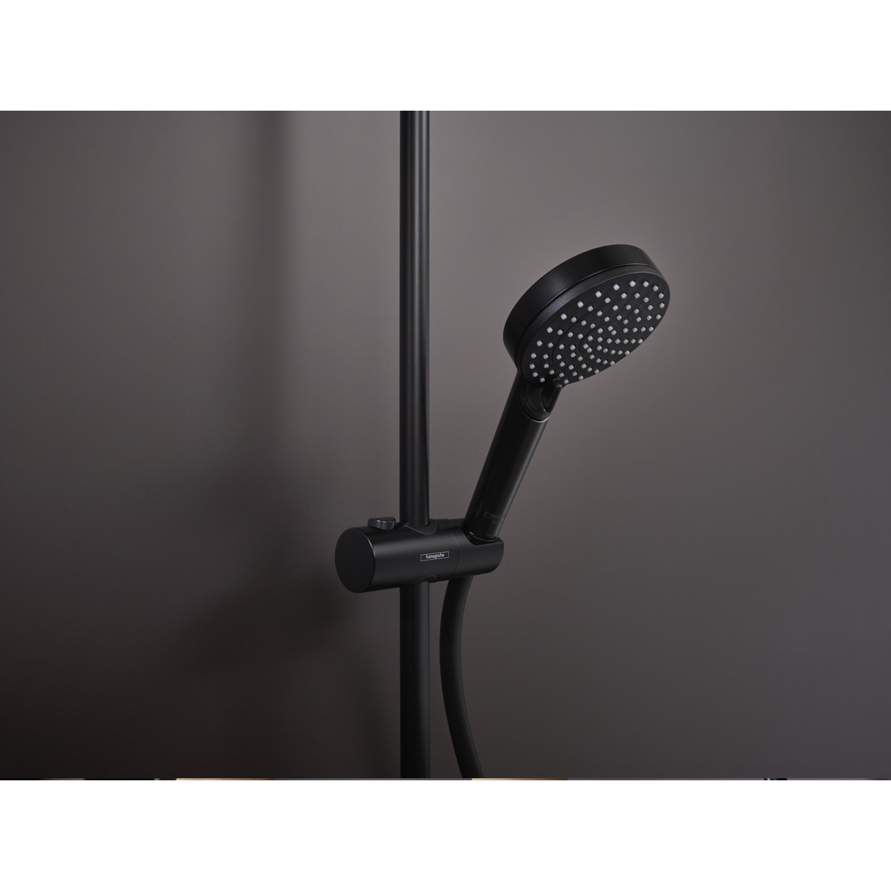 Душова система без змішувача HANSGROHE VERNIS BLEND 26282670, чорний