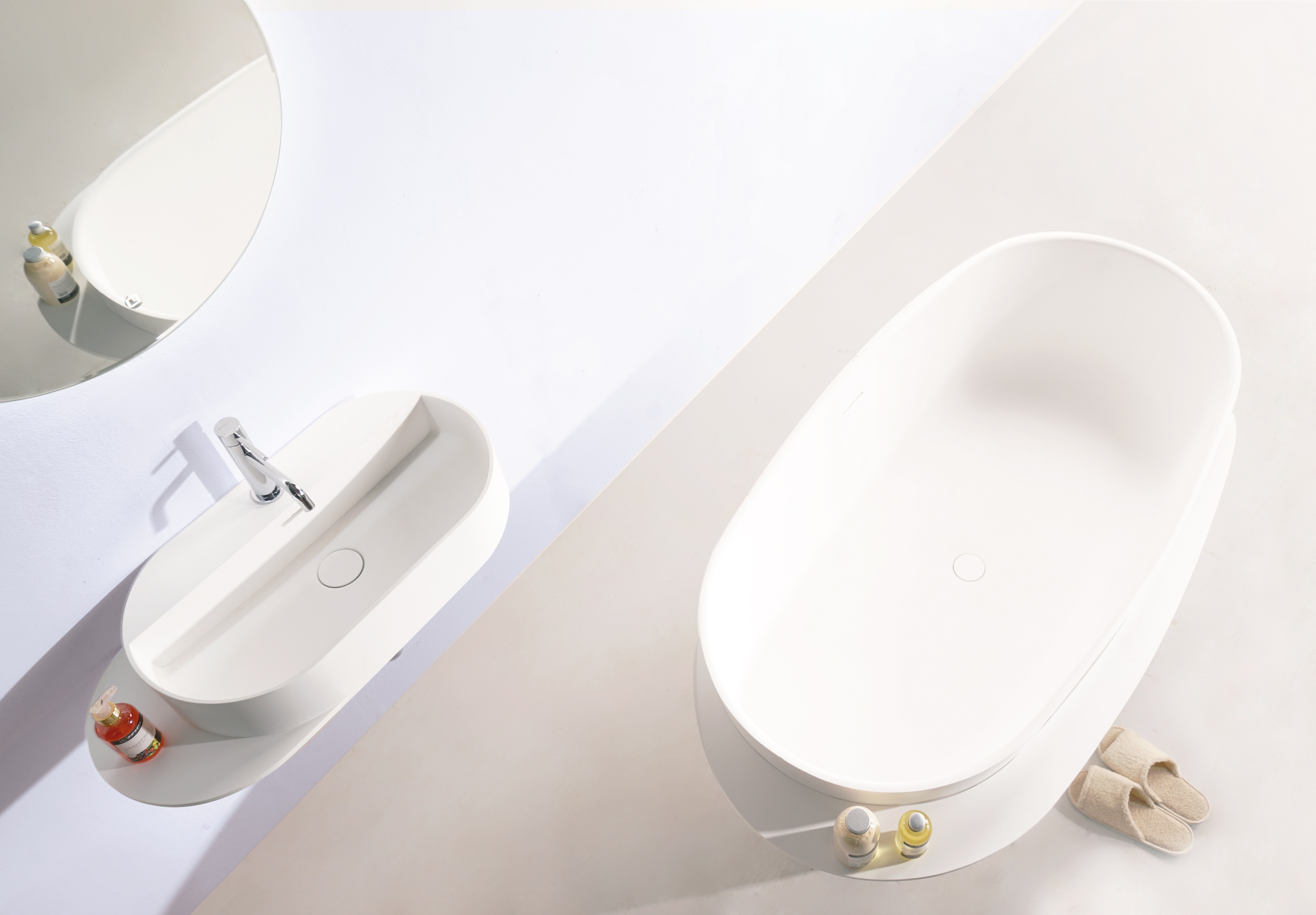 Ванна окремостояча кам'яна Solid surface 1630*750*530мм з поличкою